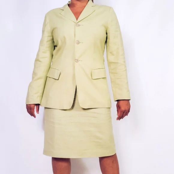 Lime Skirt Suit - Picture 4 of 8